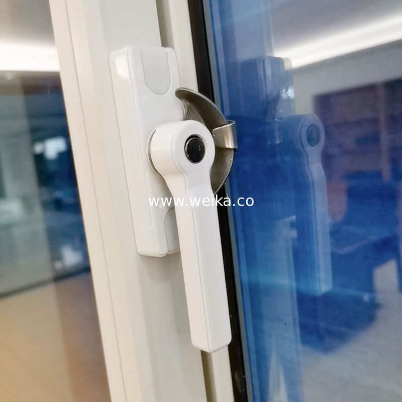 싱글 슬라이딩 프로필 UPVC 코테지 창문 발코니를 위한 이중 유리