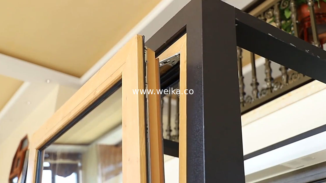 허리케인 캐시먼트 열 수 있는 기울기 및 회전 UPVC 창문 비닐 색상