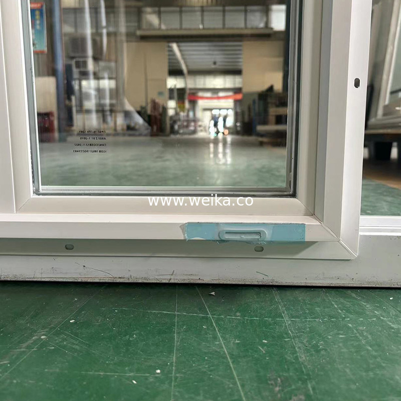 마찰 힌지 UPVC 슬라이딩 창과 문 플로트 글래스로 표준 크치 디자인